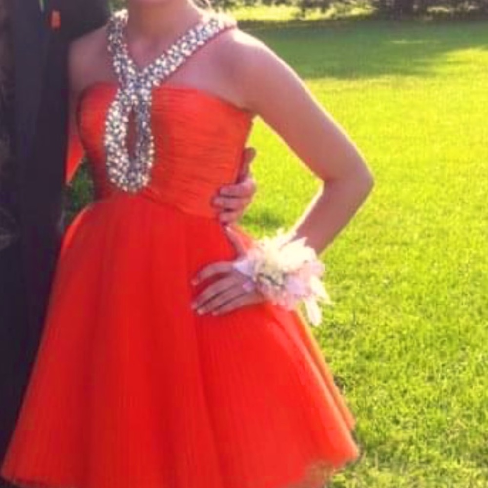 Sherri Hill short prom dress